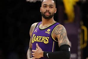 包含"球员交易市场动态：转会对球队的影响"的词条