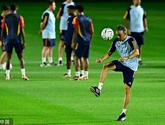 包含"西甲问题球队分析：如何扭转低迷状态？"的词条